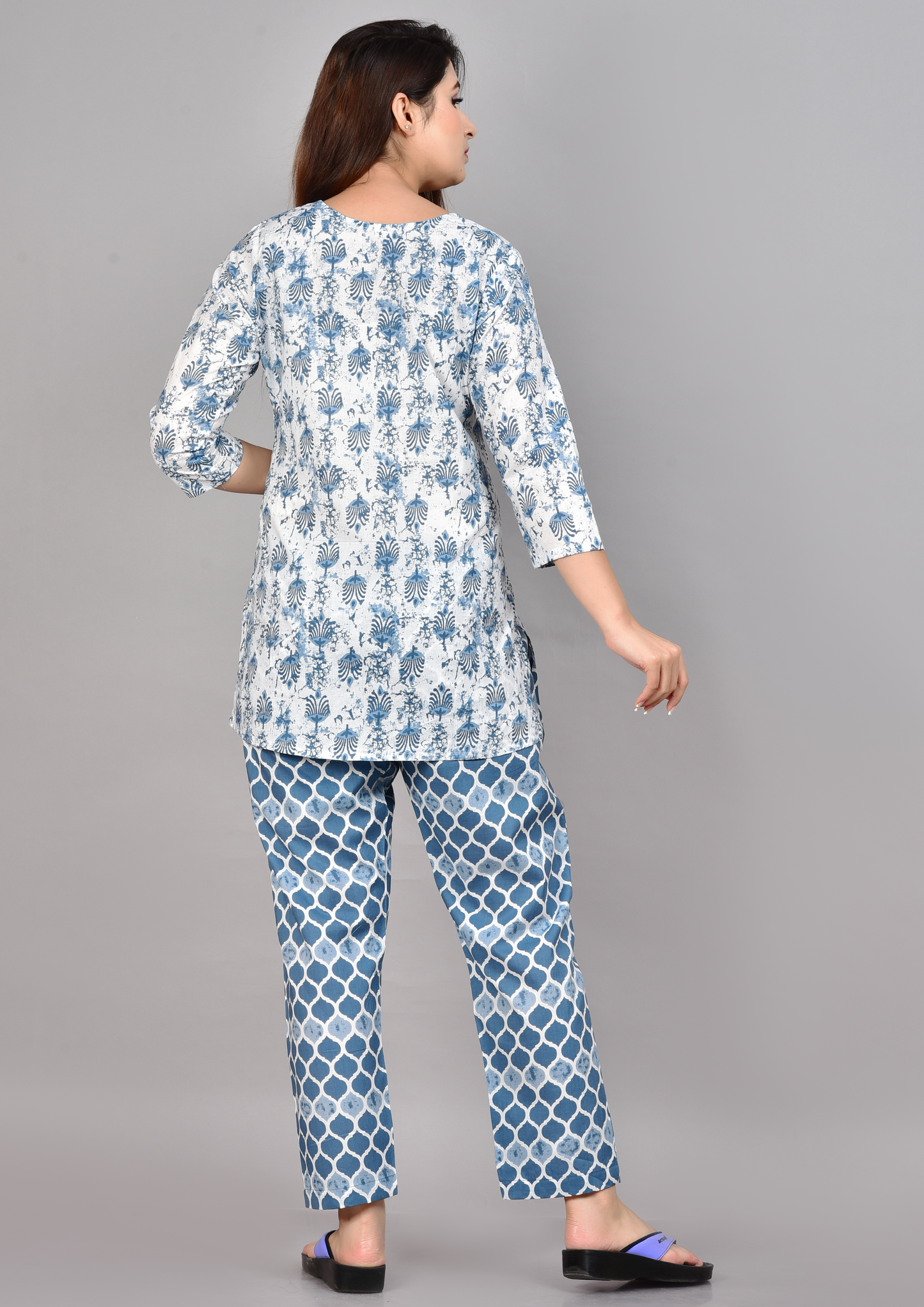 WHITE & BLUE BATIK PRINT COTTON CO-ORD SET