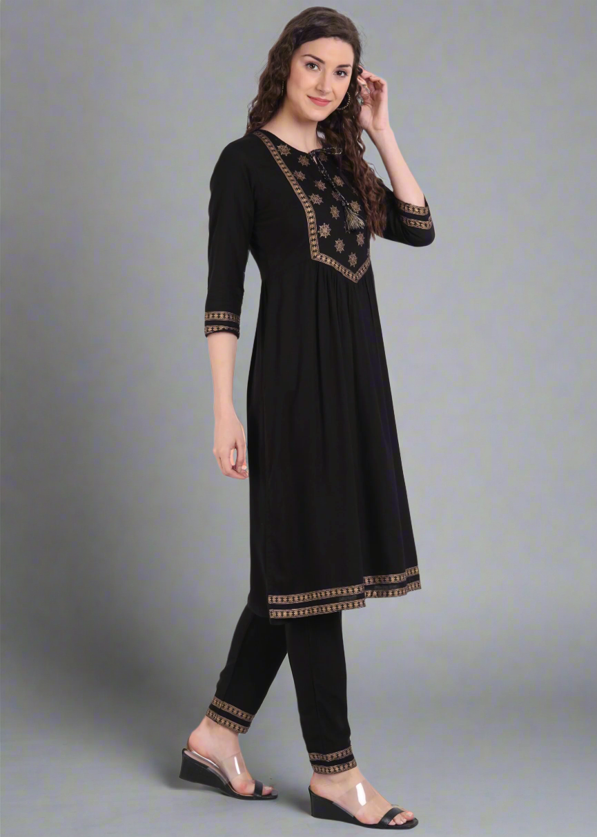 ELEGANT ALL OCCASION KURTA SET