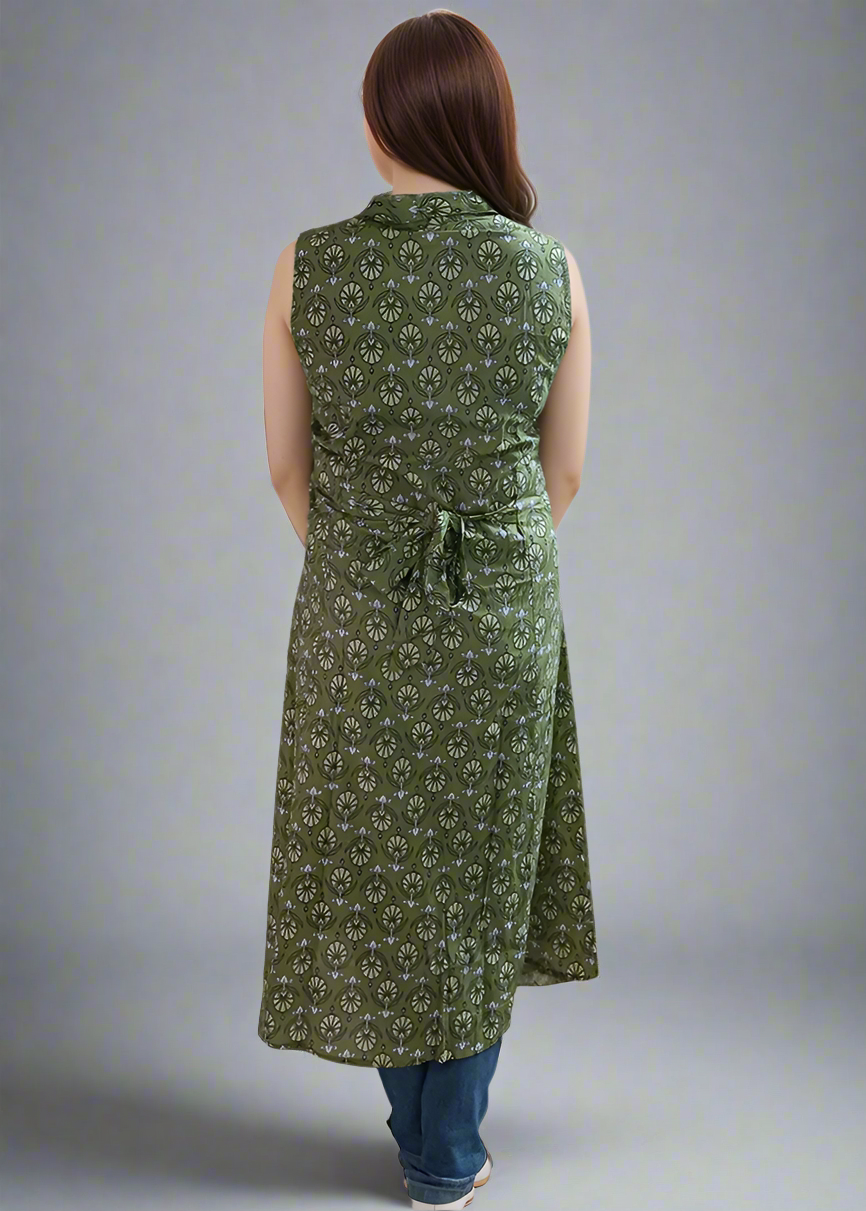 FASHION WITH FUNCTIONALITY SLEEVELESS A-LINE KURTI