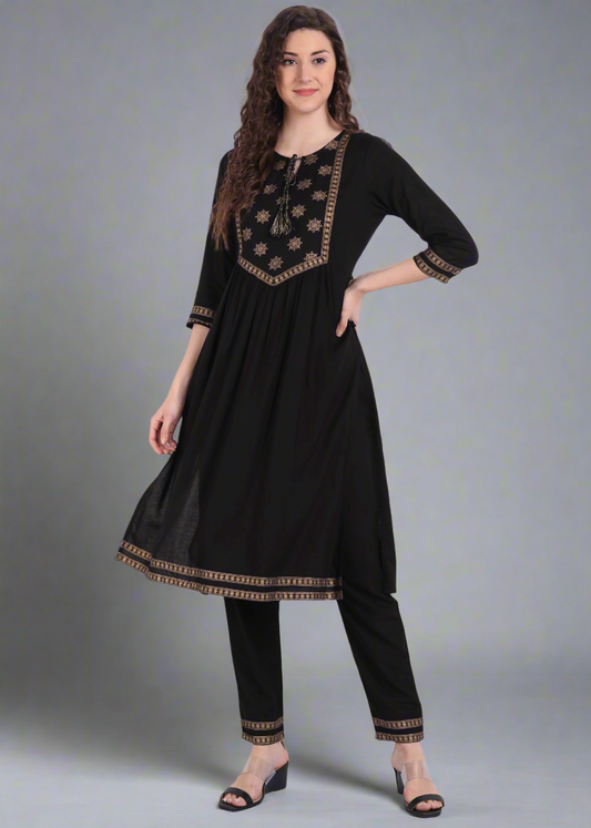 ELEGANT ALL OCCASION KURTA SET